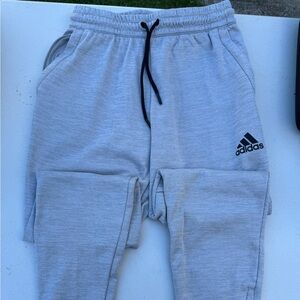 Good condition men’s small adidas joggers
